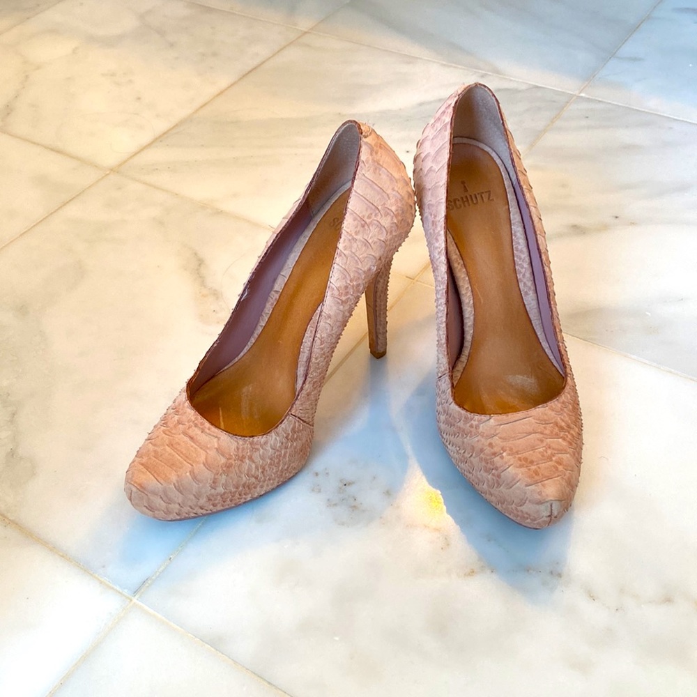 Beautiful Pumps✨ - Picture 2 of 7